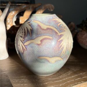 DMW Don Williams Pottery Florida Palm Trees Birds ARTIST SIGNED Small Vase